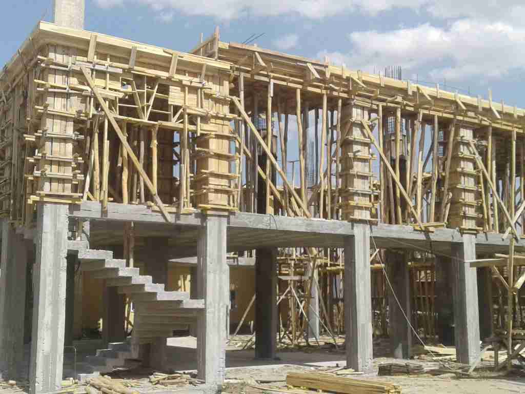 Torbalı İnşaat Kalıpçısı